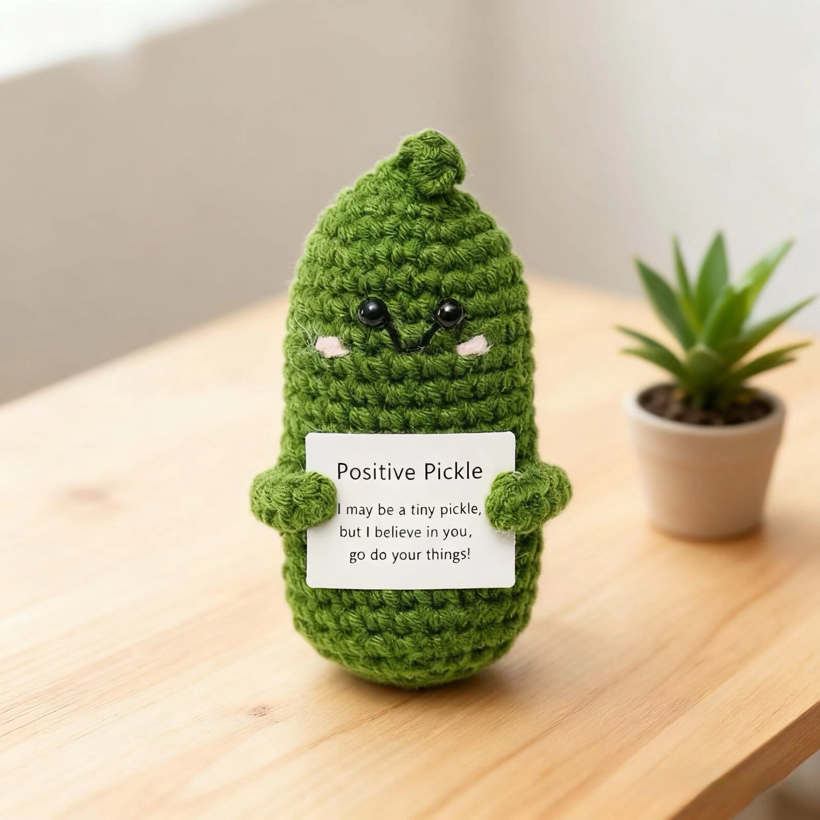 New Positive Energy Pickle Hug - огляд і ціна Home Textiles Trends